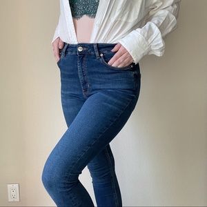 High waisted skinny jeans in deep blue